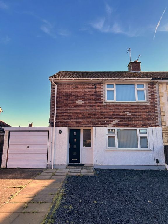 3 bed semidetached house to rent in Melling Way, Kirkby, Liverpool L32