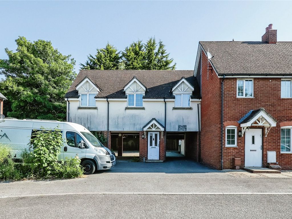 2 bed flat for sale in Place, Horndean, Waterlooville, Hampshire PO8 Zoopla