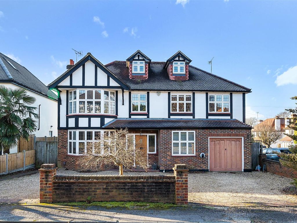 7 bed detached house for sale in Hillside Road, Epsom KT17, £1,300,000