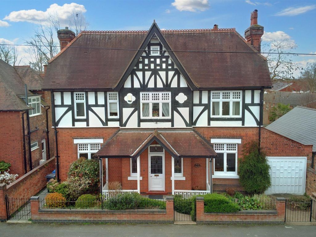 3 bed detached house for sale in Briar Gate, Long Eaton, Nottingham