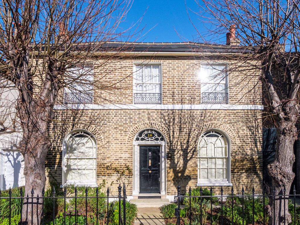 3 bed detached house for sale in Ripplevale Grove, Barnsbury N1, £