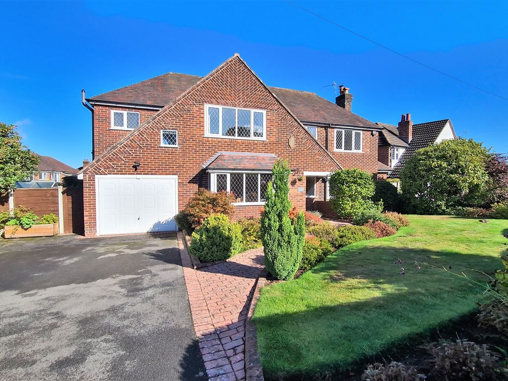 5 bed detached house for sale in Woodlands Road, Handforth, Wilmslow