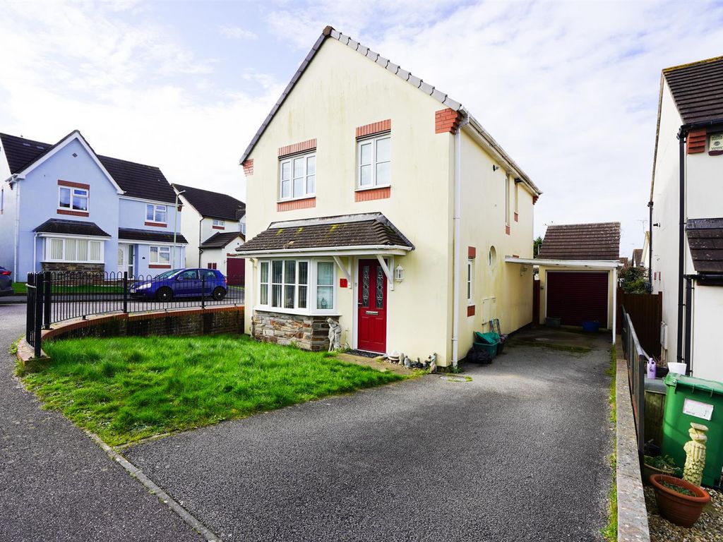 3 bed detached house for sale in Harvest Lane, Bideford EX39, £295,000