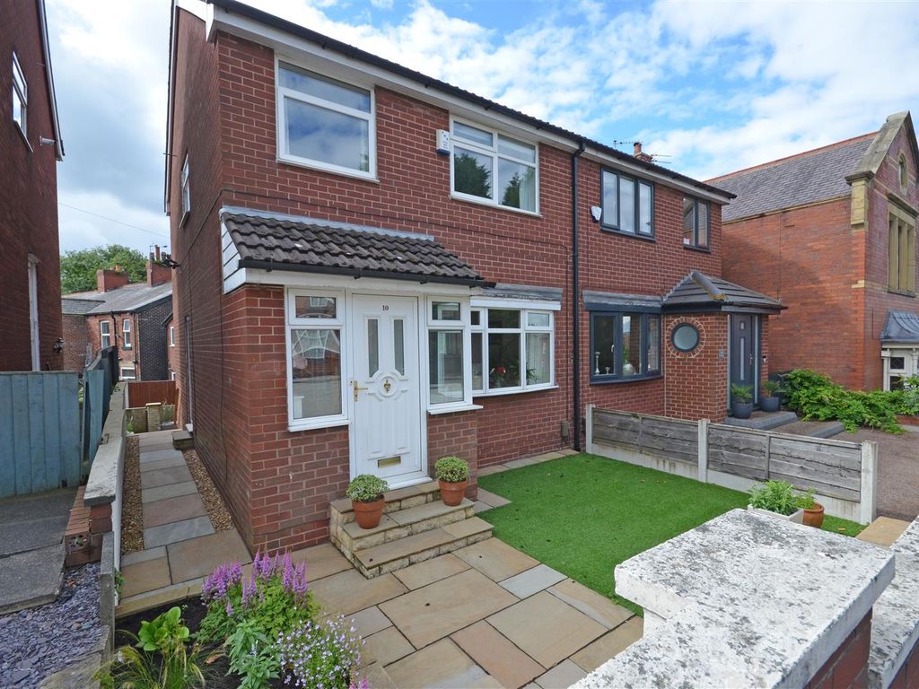 3 bed semidetached house for sale in Chapel Street, Dukinfield SK16, £