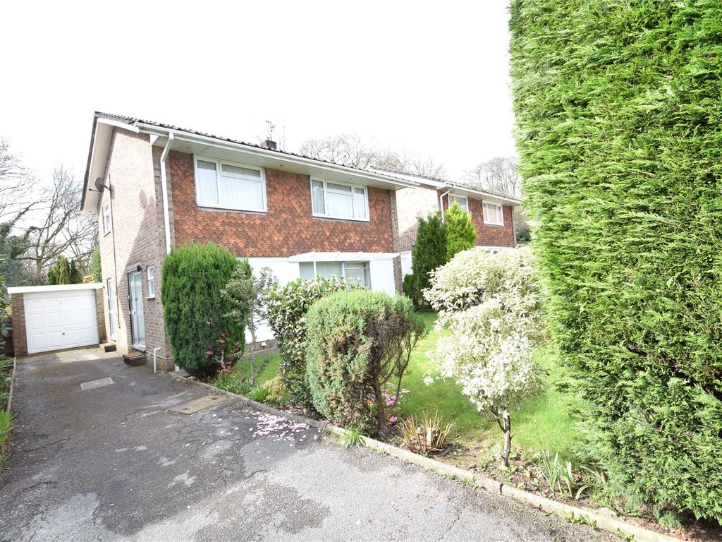 3 bed detached house for sale in Brunel Road, Fairwater, Cwmbran NP44, £300,000 Zoopla