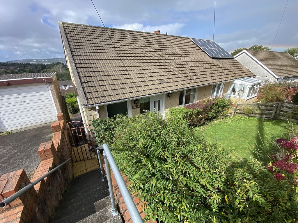 3 bed semidetached house for sale in Greenfield Crescent, Llansamlet