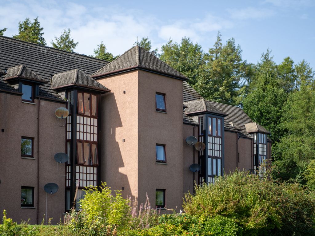 3 bed flat for sale in Old Distillery, Dingwall IV15, £100,000 Zoopla