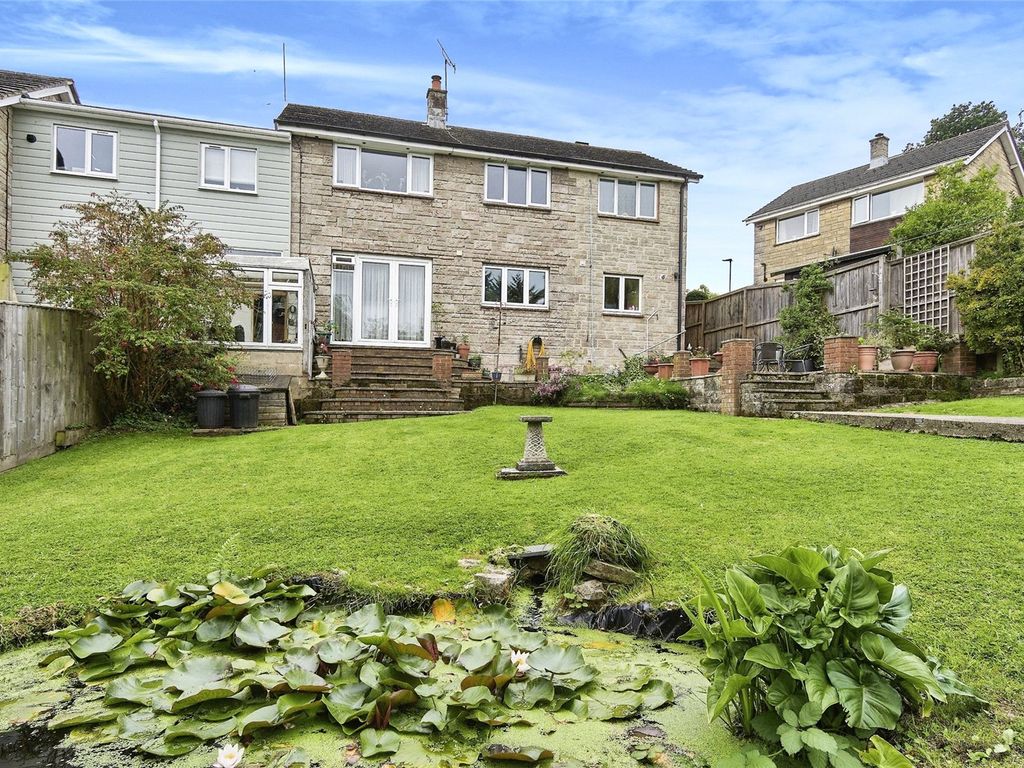 5 bed linkdetached house for sale in Hazelwood Close, Ryde, Isle Of Wight PO33, £450,000 Zoopla