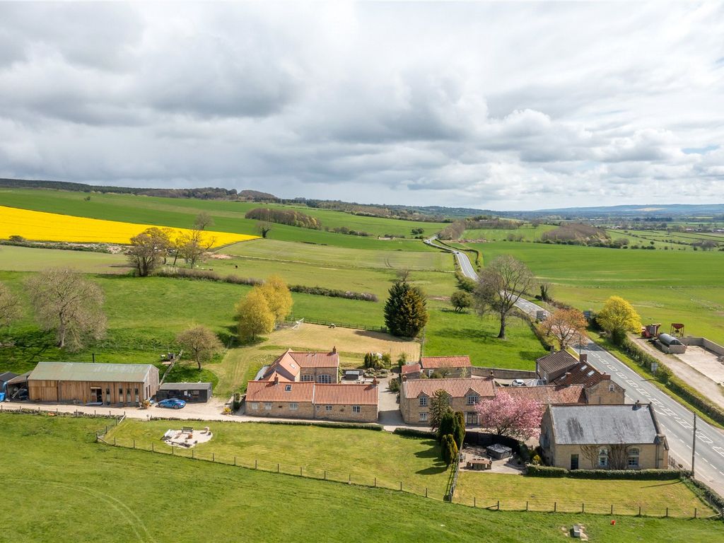 19 bed detached house for sale in Sands Farm And Holiday Cottages