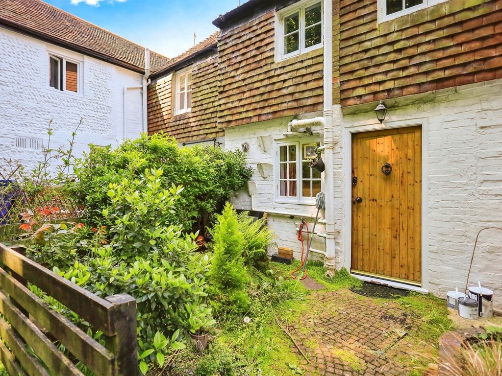 1 bed terraced house for sale in Malling Street, Lewes BN7, £270,000