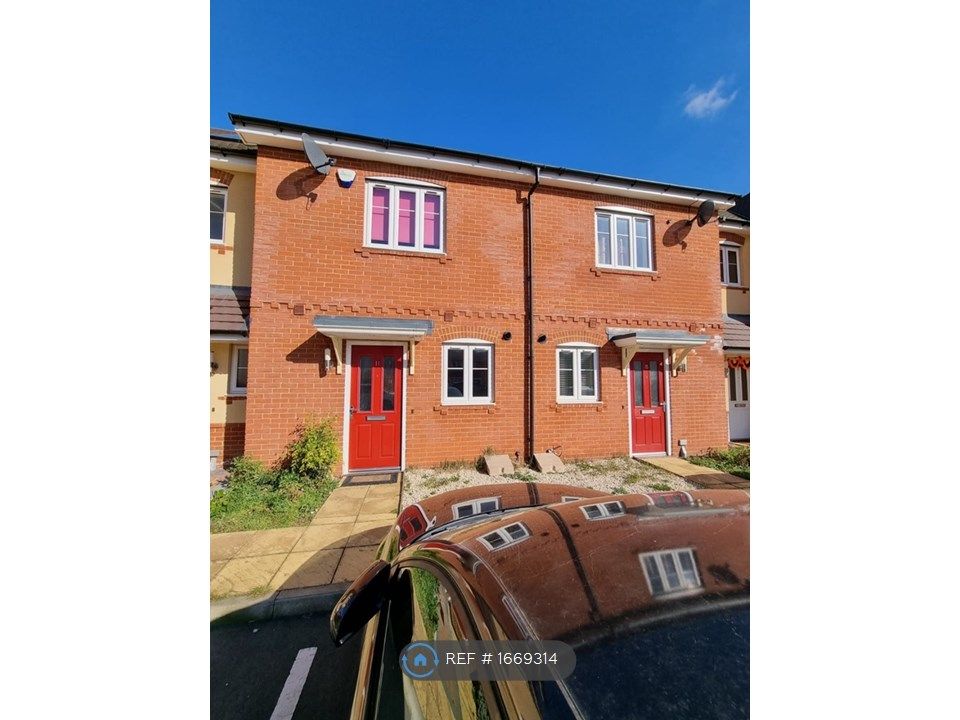 2 bed terraced house to rent in Oxlade Drive, Slough SL3 Zoopla