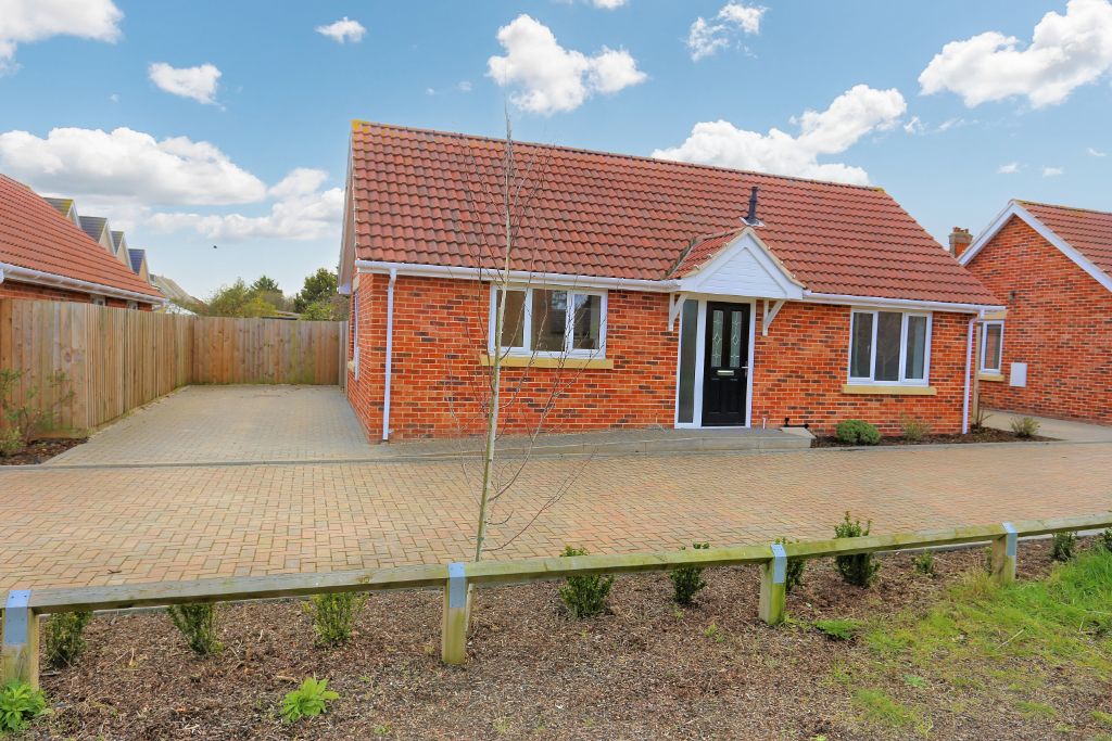 New home, 2 bed detached bungalow for sale in Durban Mews, Trimley St