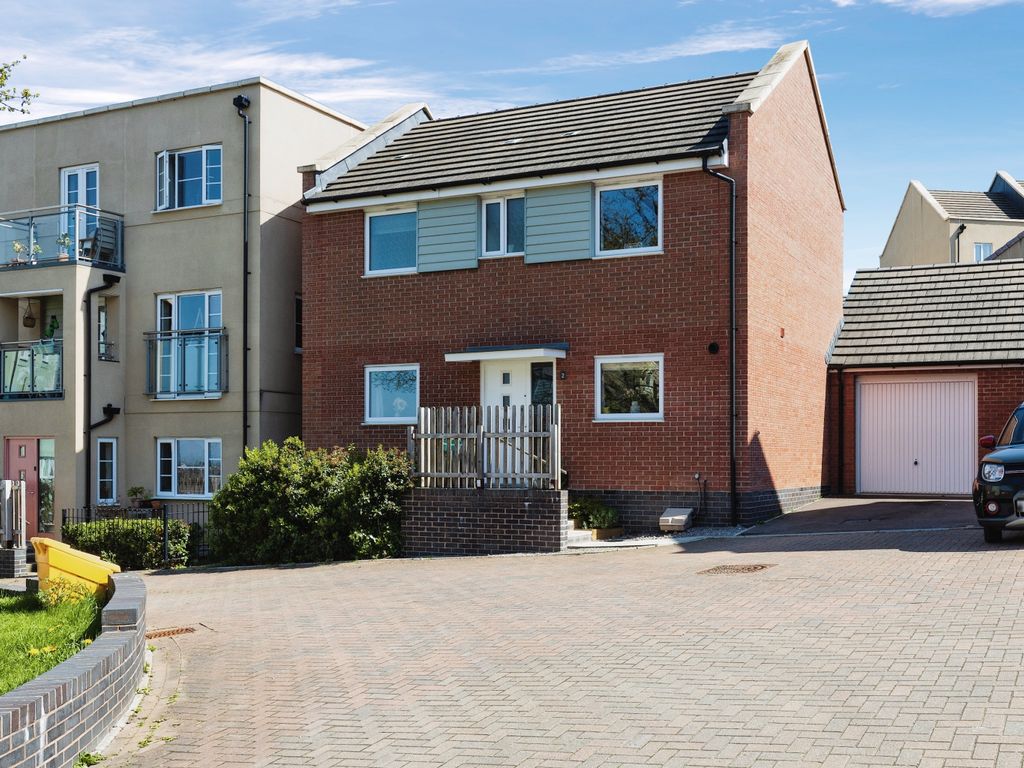 3 bed detached house for sale in Ledbury Court, Cheltenham GL52 Zoopla