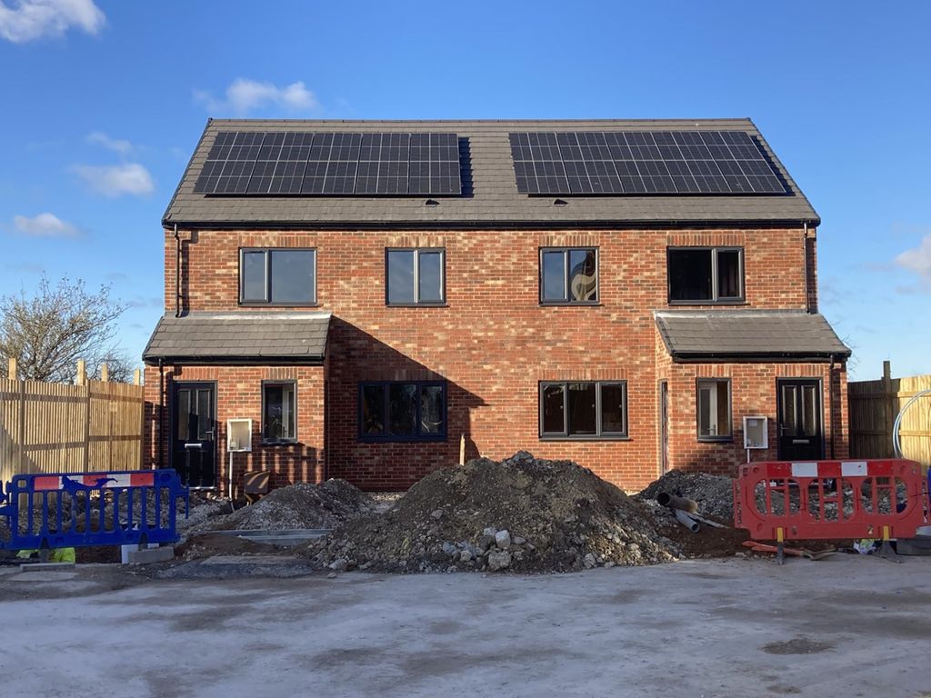 New home, 2 bed flat for sale in Wilson Street, Featherstone, Pontefract WF7, £125,000 Zoopla