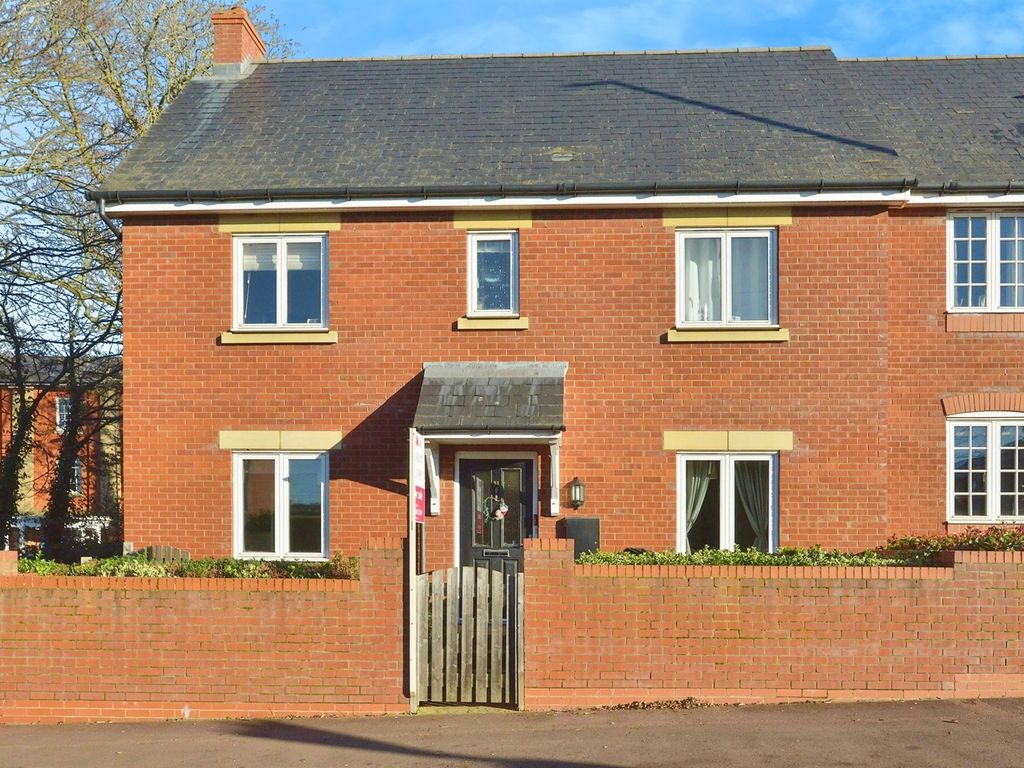 2 bed for sale in London Road, Stony Stratford, Milton