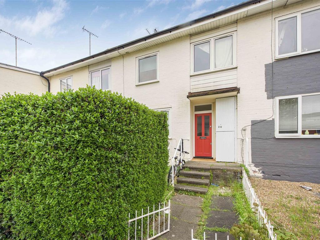 4 bed terraced house for sale in Horndean Close, London SW15 Zoopla