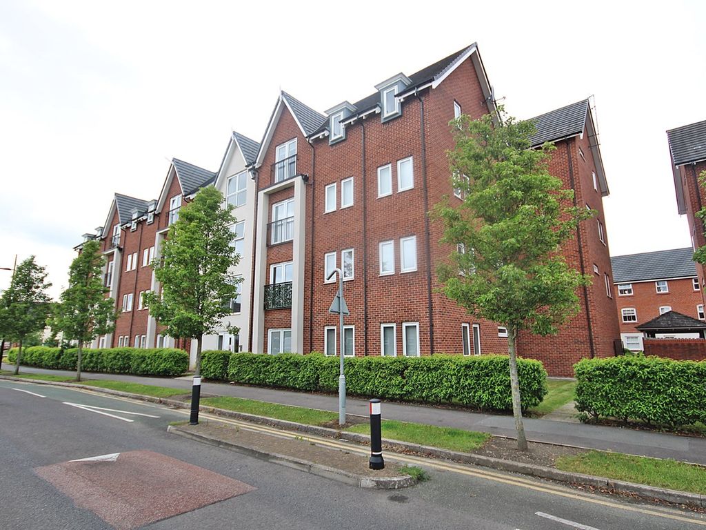 2 bed flat to rent in Louisiana Drive, Great Sankey, Warrington WA5, £