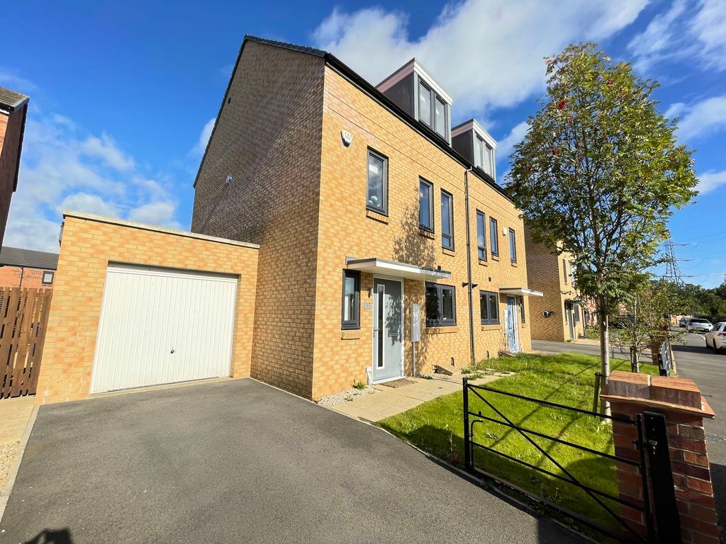 3 bed semidetached house for sale in Colchester Street, South Shields