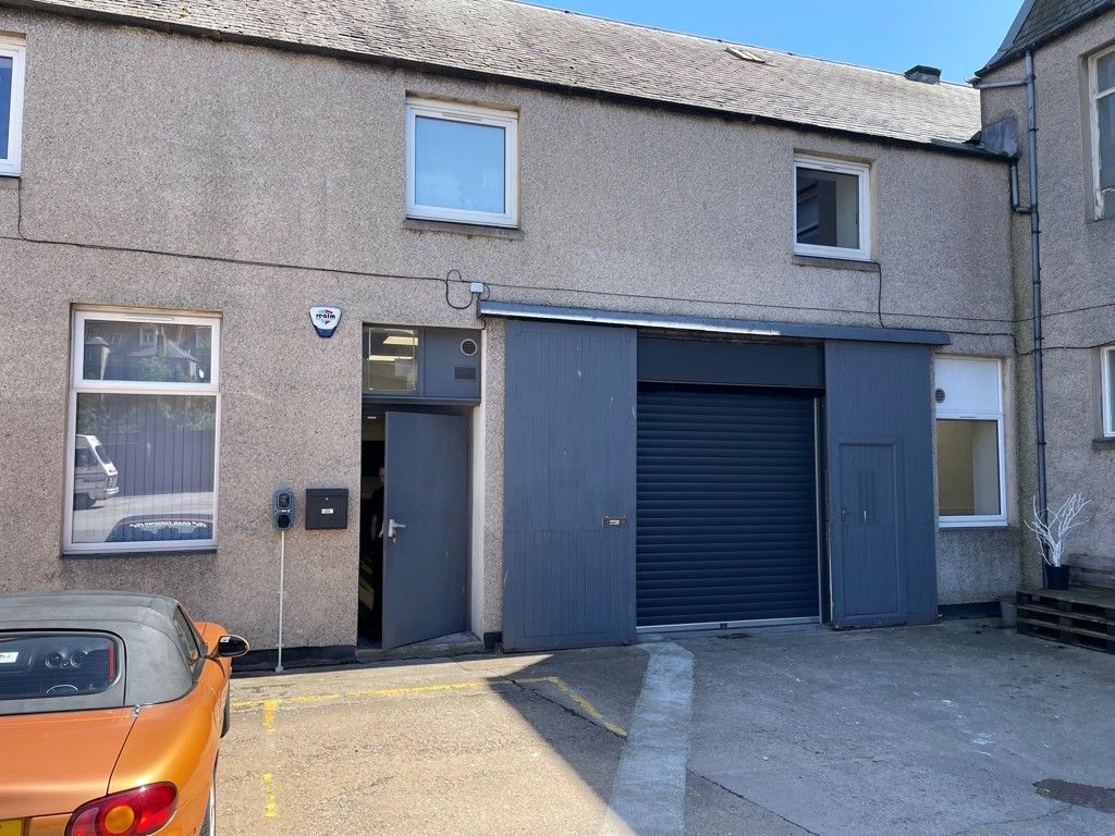 Warehouse to let in Unit, 3 C, Deemouth Business Centre, South