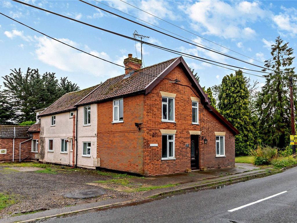 4 bed semidetached house for sale in Brent Eleigh Road, Lavenham