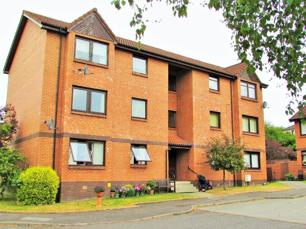 2 bed flat to rent in Miller Street, Wishaw ML2, £675 pcm Zoopla