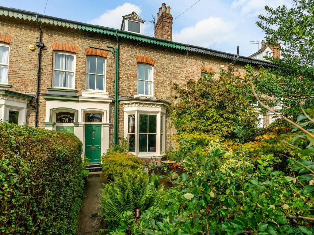4 bed terraced house for sale in Wigginton Road, York YO31, £525,000