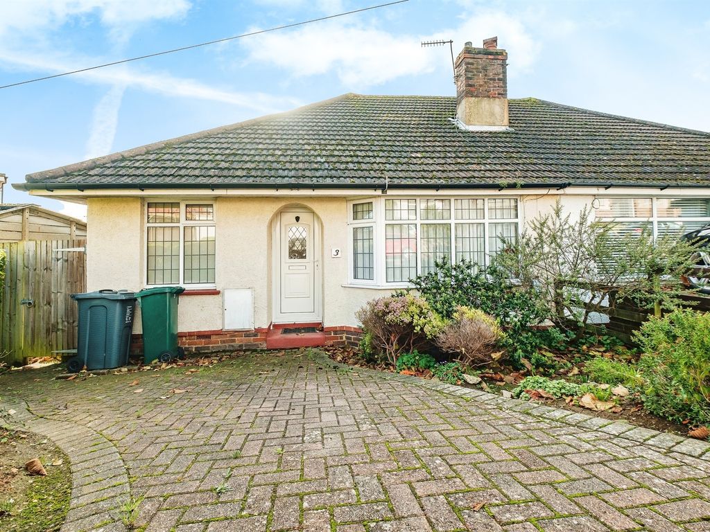 2 bed semidetached bungalow for sale in Gleton Avenue, Hove BN3, £