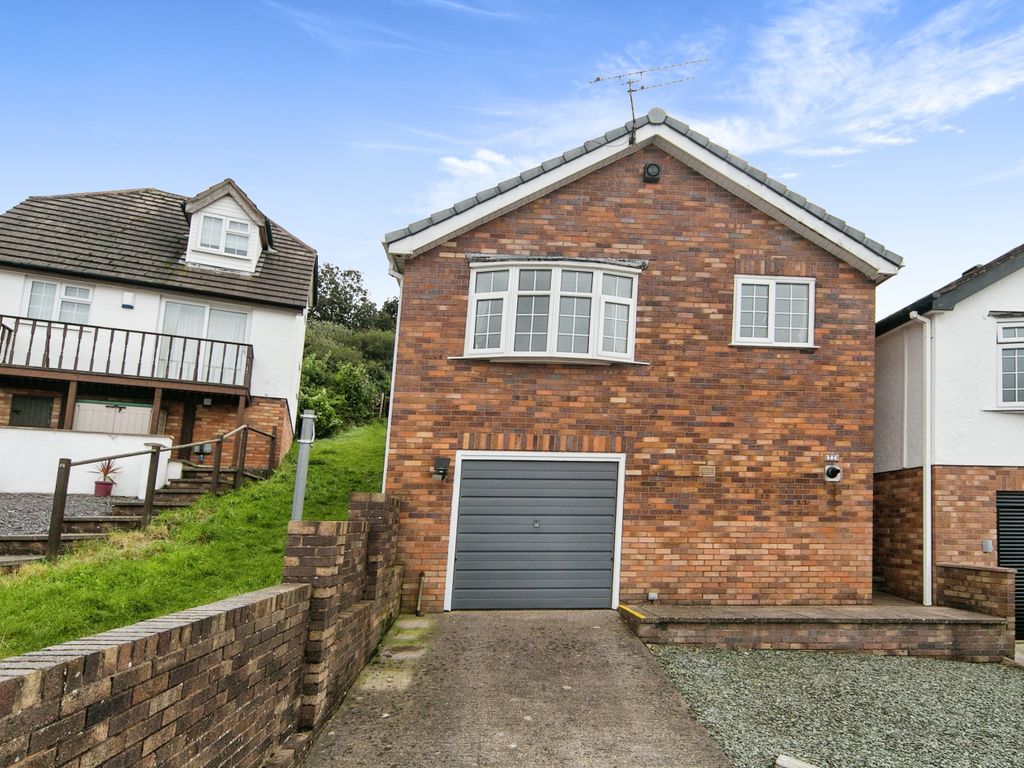 2 bed bungalow for sale in Maenan Road, Llandudno, Conwy LL30, £230,000