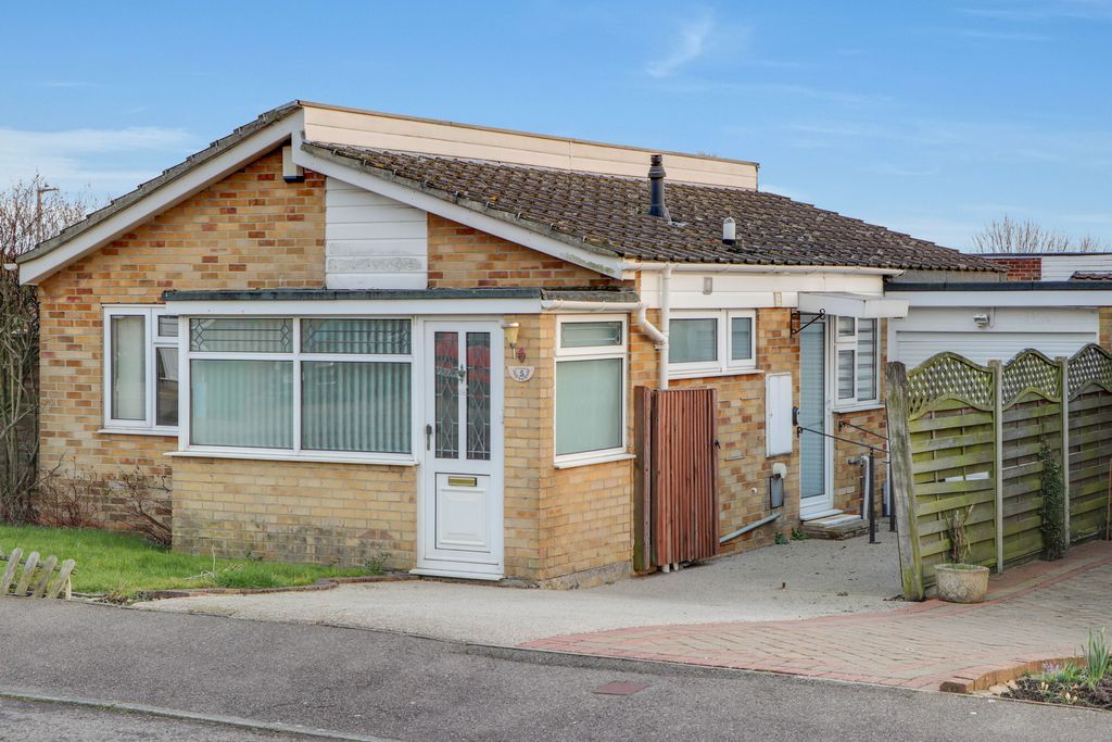 2 bed detached bungalow for sale in Grasmere Gardens, Folkestone CT19 Zoopla