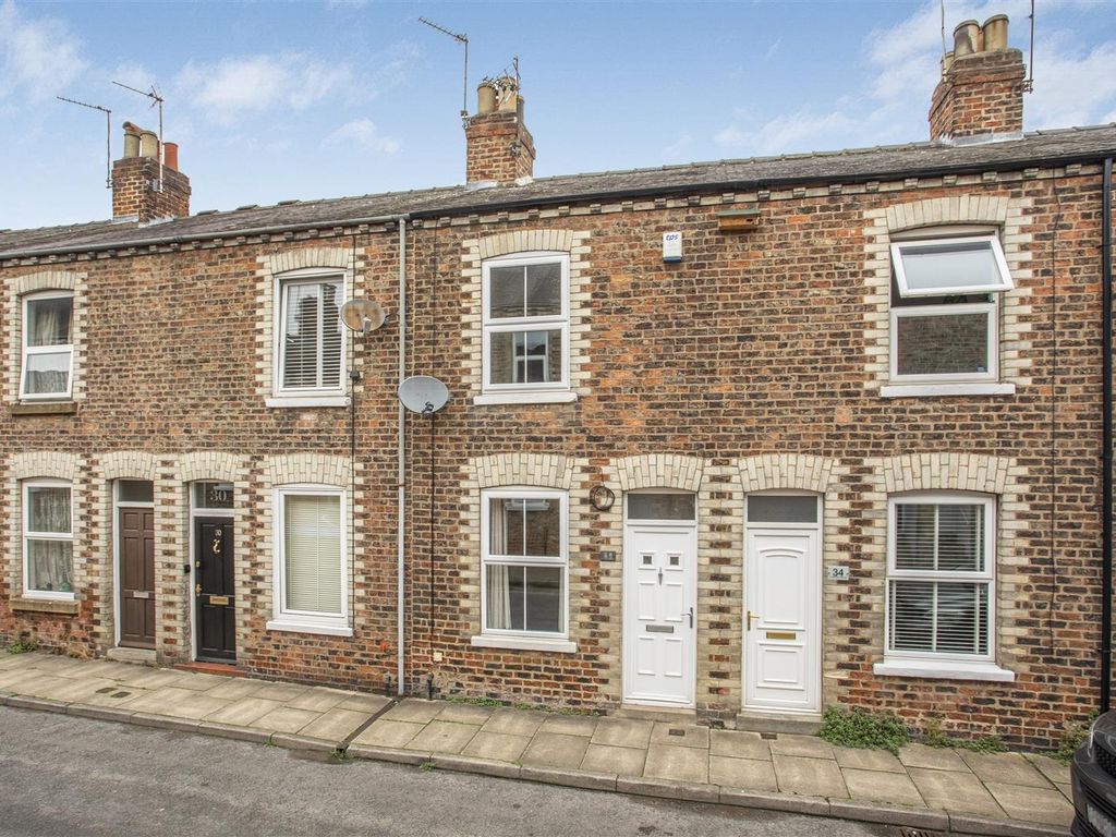 2 bed terraced house for sale in Lower Ebor Street, Off