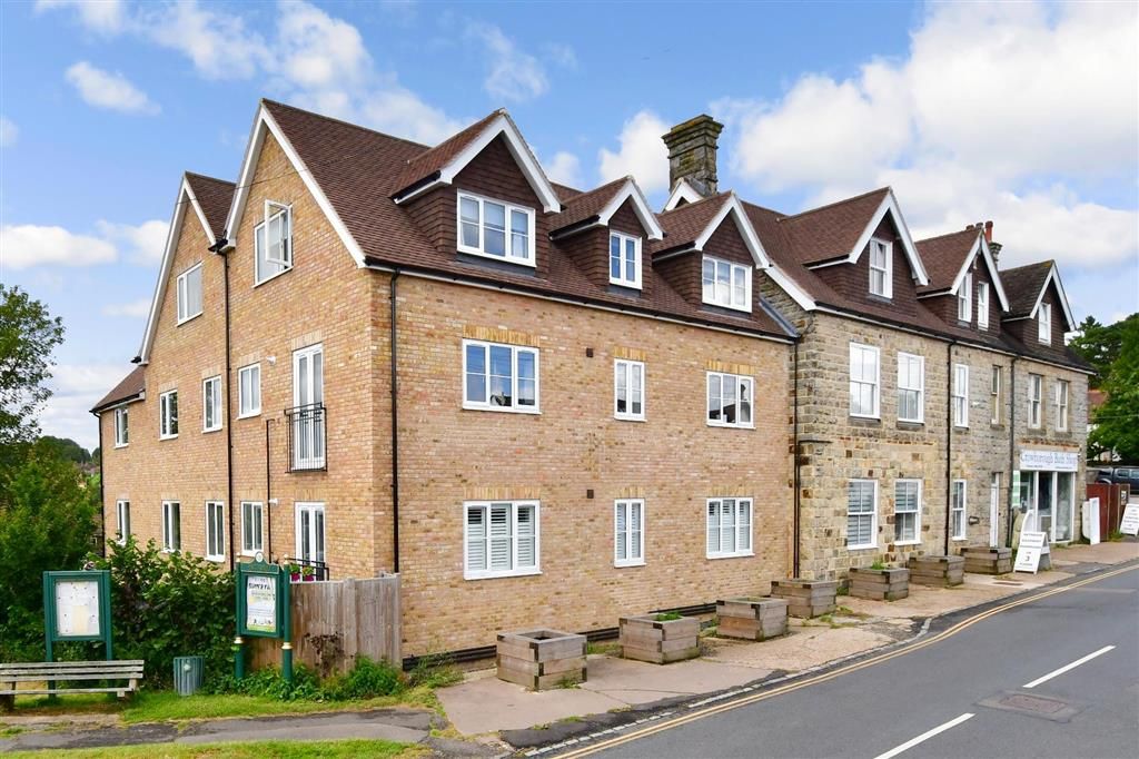 2 bed flat for sale in Whitehill Road, Crowborough, East Sussex TN6, £