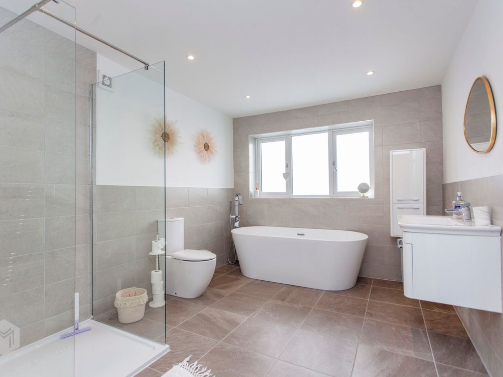 3 bed end terrace house for sale in Chaddock Lane, Worsley, Manchester