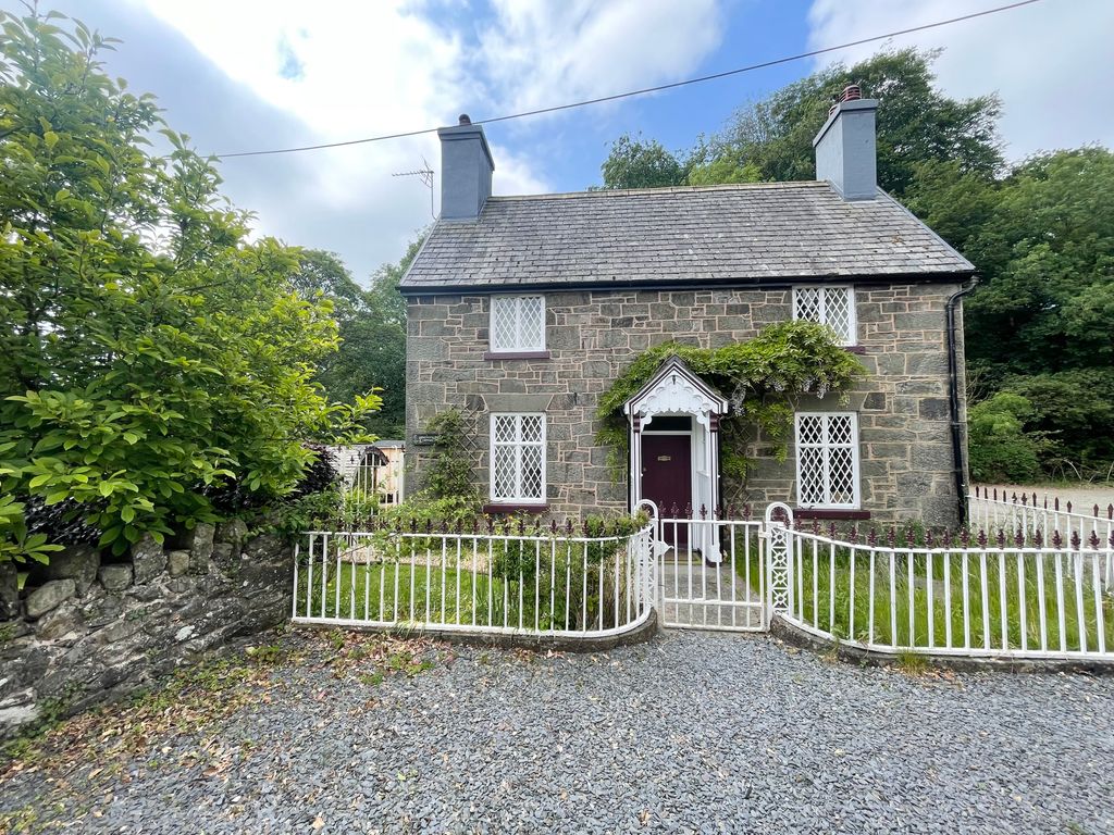 2 bed detached house for sale in Llanrhaeadr Ym Mochnant, Oswestry SY10 Zoopla