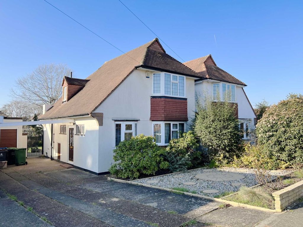 3 bed semidetached house to rent in Minstead Way, New Malden KT3 Zoopla