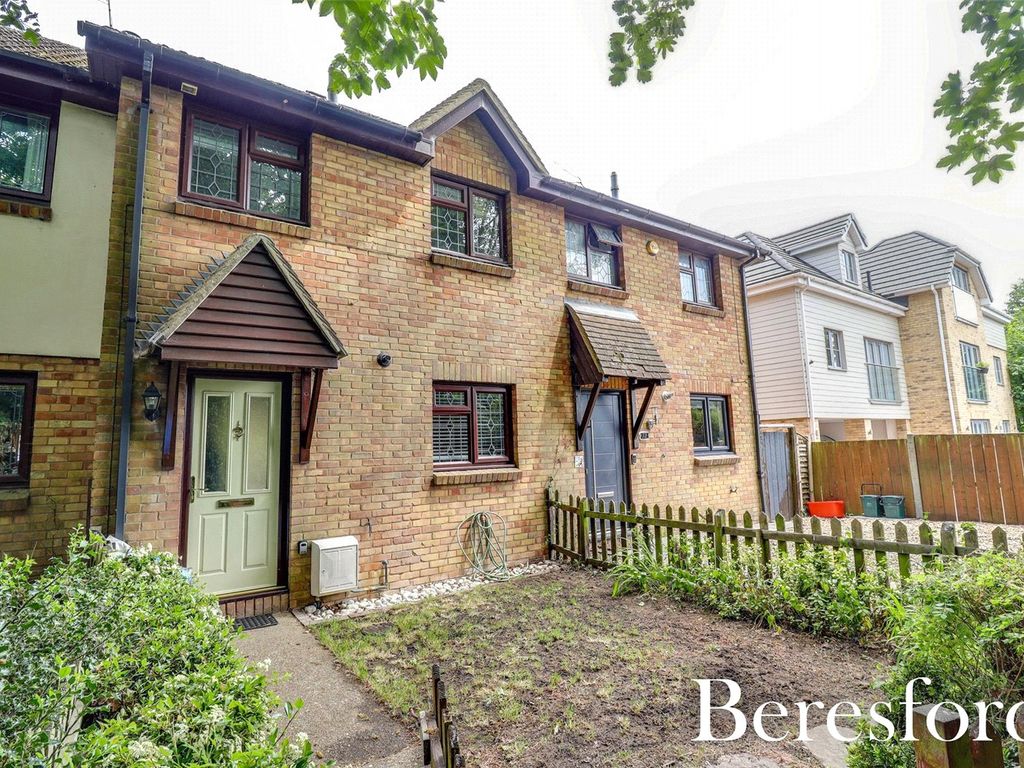 3 bed terraced house to rent in The Keatings, Mill Lane, Kelvedon Hatch