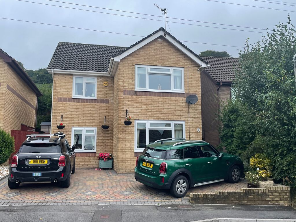 4 bed detached house for sale in Celandine Court, Ty Canol, Cwmbran