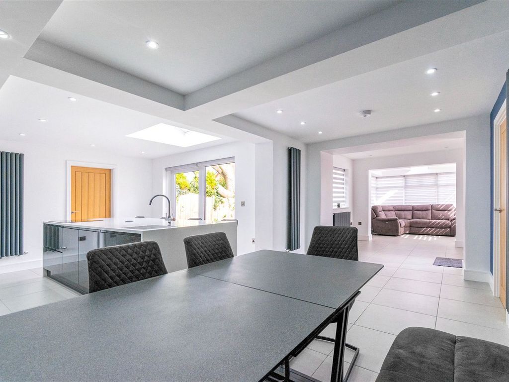 3 bed detached house for sale in Bretherton Close, Leyland PR26, £