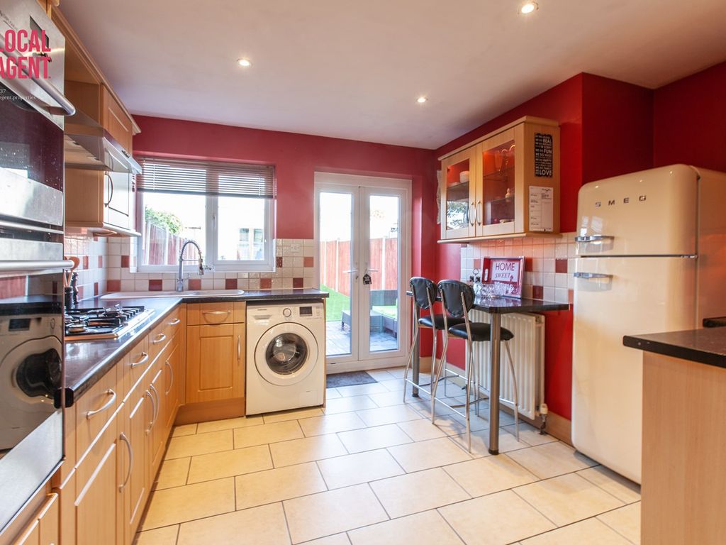 3 bed terraced house for sale in Clovelly Road, Bexleyheath DA7 Zoopla