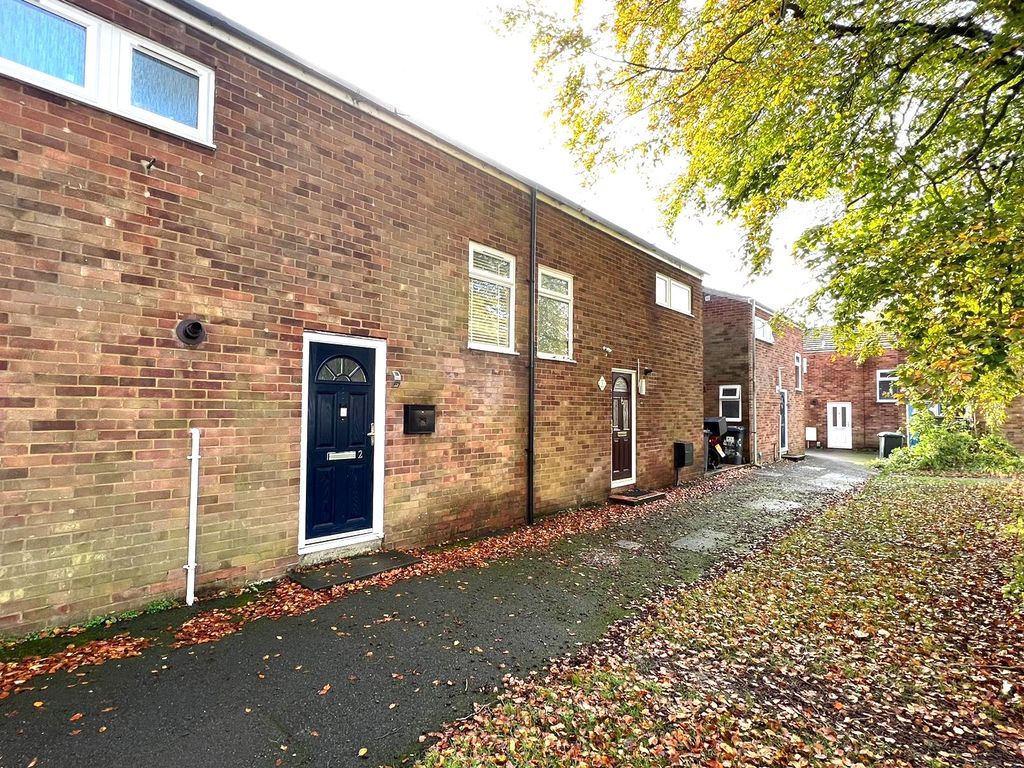 3 bed terraced house for sale in Lilac Way, Basingstoke RG23, £300,000