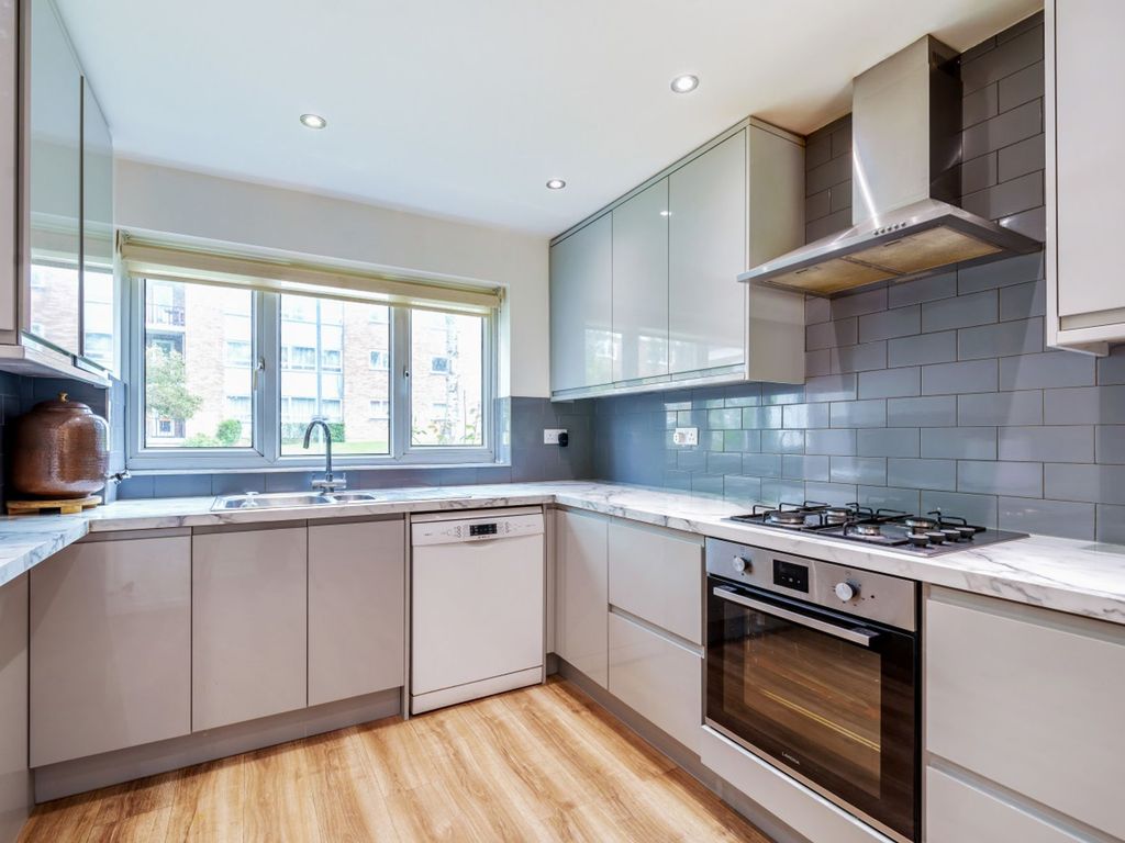 3 bed terraced house for sale in Ivinghoe Road, Bushey WD23, £525,000