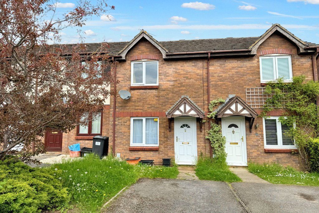 2 bed terraced house for sale in Danestone Close, Middleleaze, Swindon