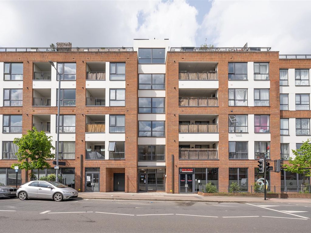 2 bed flat for sale in Fulbourne Road, London E17 Zoopla