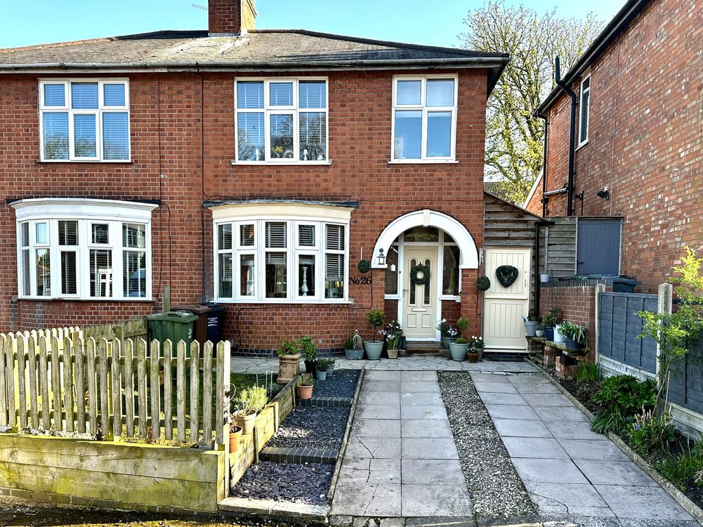 3 bed semidetached house for sale in Holt Road, Birstall LE4 Zoopla