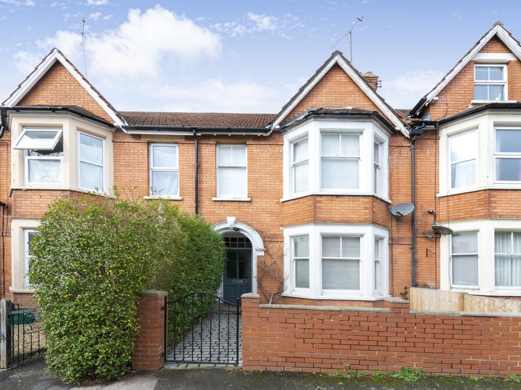 4 bed terraced house for sale in Crofton Park, Yeovil BA21, £250,000 Zoopla