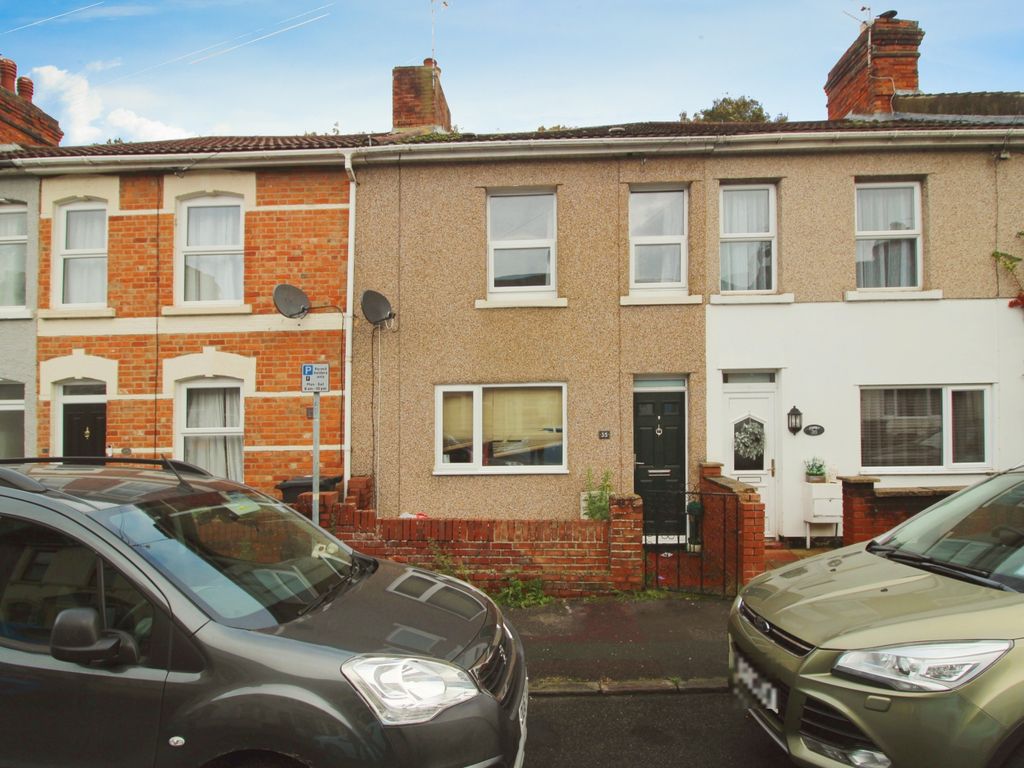 2 bed terraced house to rent in Clifton Street, Old Town, Swindon SN1
