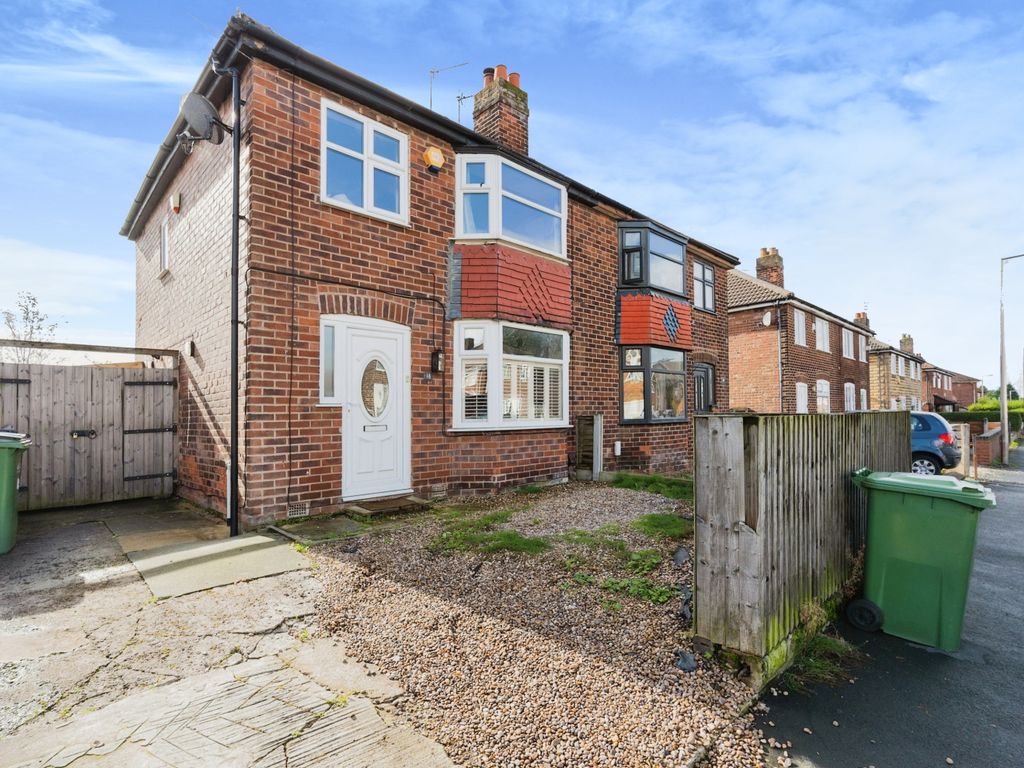 3 bed semidetached house for sale in Dorset Avenue, Cheadle SK8, £