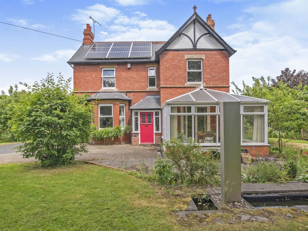 4 bed detached house for sale in Guarlford Road, Malvern WR14 Zoopla