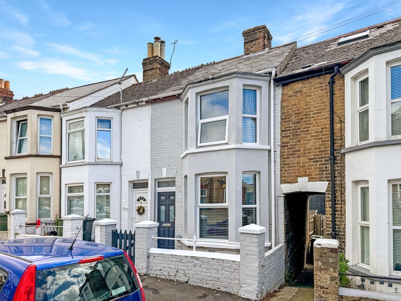 2 bed terraced house for sale in Pelham Road, Cowes PO31, £230,000 Zoopla
