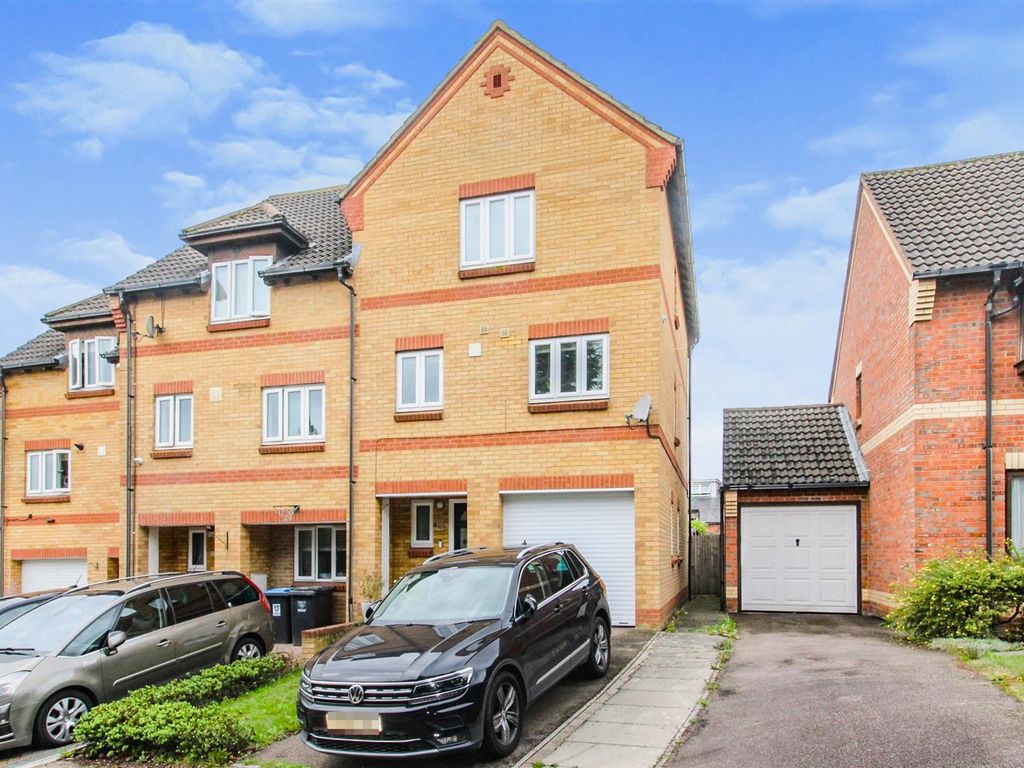Halwick Close, Hemel Hempstead HP1  