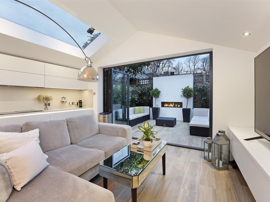 2 bed flat for sale in Medfield Street, London SW15 Zoopla